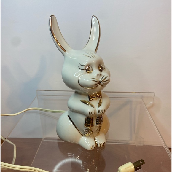 Vintage MCM Porcelain Bunny Rabbit w/ BowTie Children’s Night Light, White/Gold - Picture 3 of 9